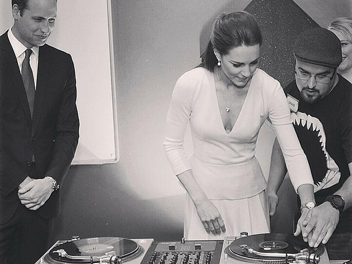 William staunt nicht schlecht, seine Frau Kate hat den Dreh raus