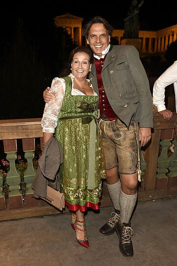 Karin Holler und Dr. med. Tobias Sokolowski.