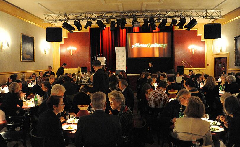Die große AZ-Gala zur Verleihung der Sterne an die Künstler des Jahres: Die Bilder vom Sternefest im Münchner Lustspielhaus.