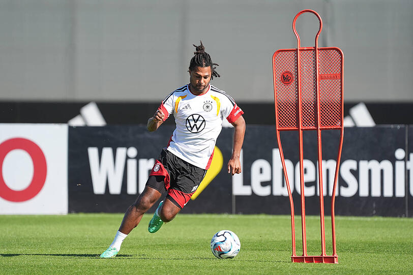 Bislang mit 61 Länderspielen: Gnabry. Bislang mit 61 Länderspielen: Gnabry.