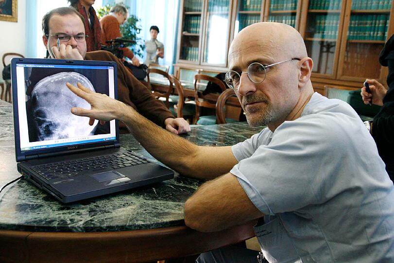 Chirurg Sergio Canavero will die sensationelle und zugleich umstrittene OP durchführen
