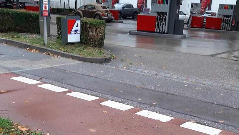 Der Weg zur Tankstelle endete f&uuml;r manche Autofahrer schon am Allguth-Stein.