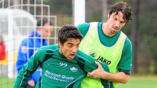 „Ein echter Rückhalt und ein wahrer Kapitän“: Sami Allagui (vorn) über Marino Biliskov. „Ein echter Rückhalt und ein wahrer Kapitän“: Sami Allagui (vorn) über Marino Biliskov.