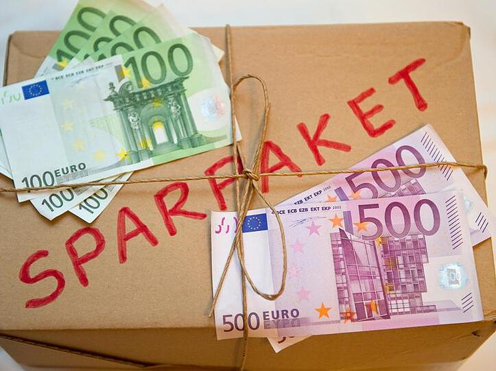 Die Regierungskoalition will das Sparpaket in zwei Gesetze aufteilen