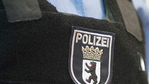 Der Berliner Polizei nahm einen mutmaßlichen Terroristen fest. Kurz vor dem zehnten Jahrestag des Terroranschlags vom 11. September 2001 ist die Stimmung angespannt. Der Berliner Polizei nahm einen mutmaßlichen Terroristen fest. Kurz vor dem zehnten Jahrestag des Terroranschlags vom 11. September 2001 ist die Stimmung angespannt.