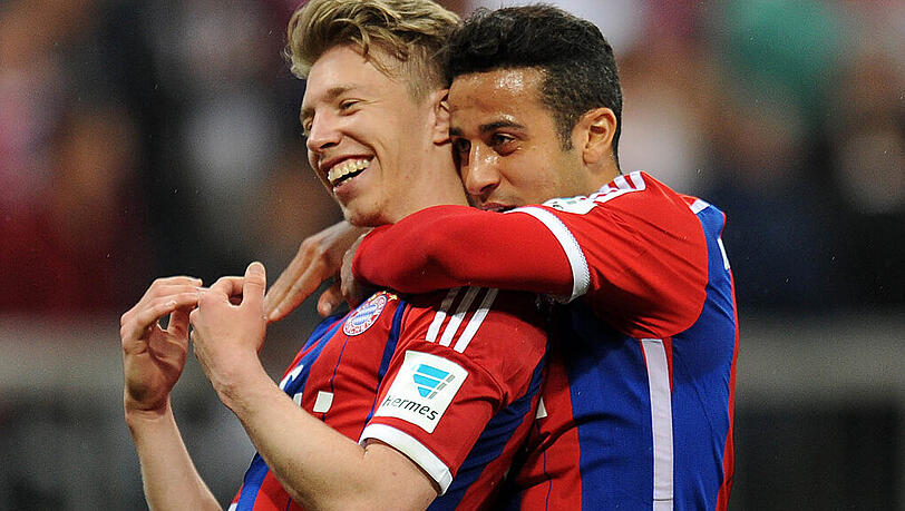 Mitchell Weiser (l.) zeigte gegen Hertha sein bisher bestes Spiel im Bayern-Trikot. Mitchell Weiser (l.) zeigte gegen Hertha sein bisher bestes Spiel im Bayern-Trikot.