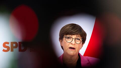 Die Affäre um Aiwanger schadet nach Ansicht der SPD-Chefin Saskia Esken dem Ansehen ganz Deutschlands.