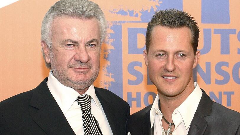 Manager Willi Weber (l.) und Formel-1-Star Michael Schumacher bei einer Veranstaltung im Jahr 2007. Manager Willi Weber (l.) und Formel-1-Star Michael Schumacher bei einer Veranstaltung im Jahr 2007.
