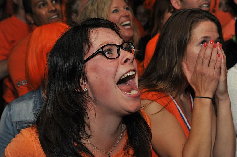 Die Holland-Fans weinen, die Argentinier feiern: Die Fan-Bilder vom WM-Halbfinale