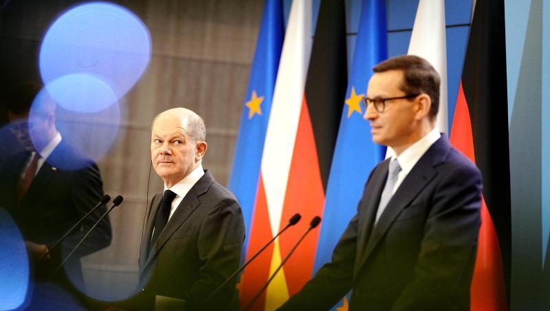 Bundeskanzler Olaf Scholz und der polnische Ministerprasident Mateusz Morawiecki geben nach ihrem Gespräch eine Pressekonferenz. Bundeskanzler Olaf Scholz und der polnische Ministerprasident Mateusz Morawiecki geben nach ihrem Gespräch eine Pressekonferenz.