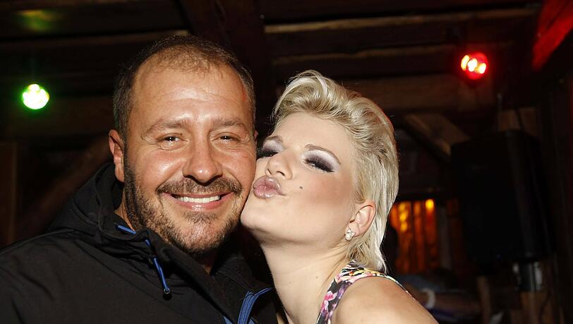 Willi Herren (†45) und Melanie Müller bei einer Veranstaltung 2014. Willi Herren (†45) und Melanie Müller bei einer Veranstaltung 2014.
