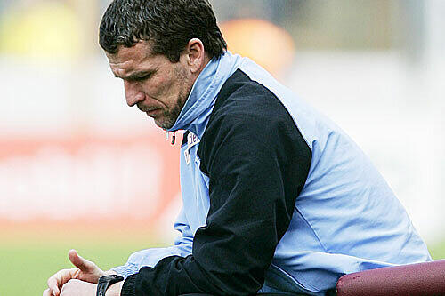 Er gerät unter Druck nach dem miserablen Saisonstart: Marco Kurz, Trainer des TSV 1860.