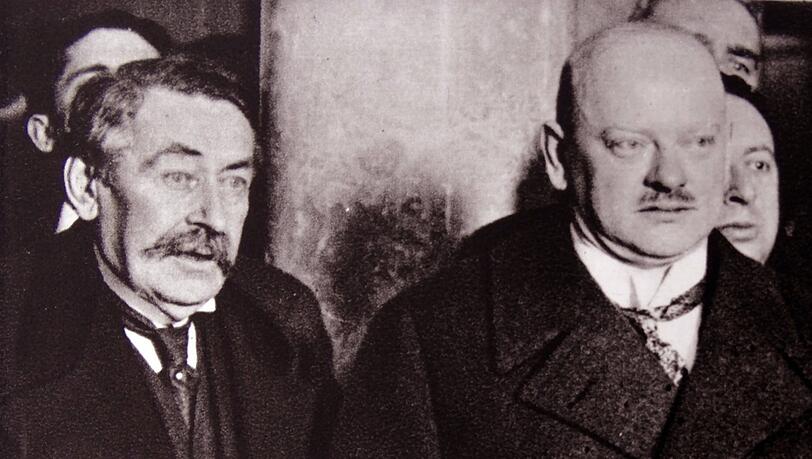 Gustav Stresemann (r., 1878-1929), Reichskanzler August bis November 1923, Außenminister von 1923 bis 1929, Friedensnobelpreisträger.