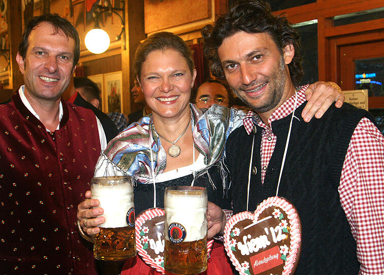Arno Makowsky, Jonas Kaufmann und seine Ehefrau Margarete Joswig