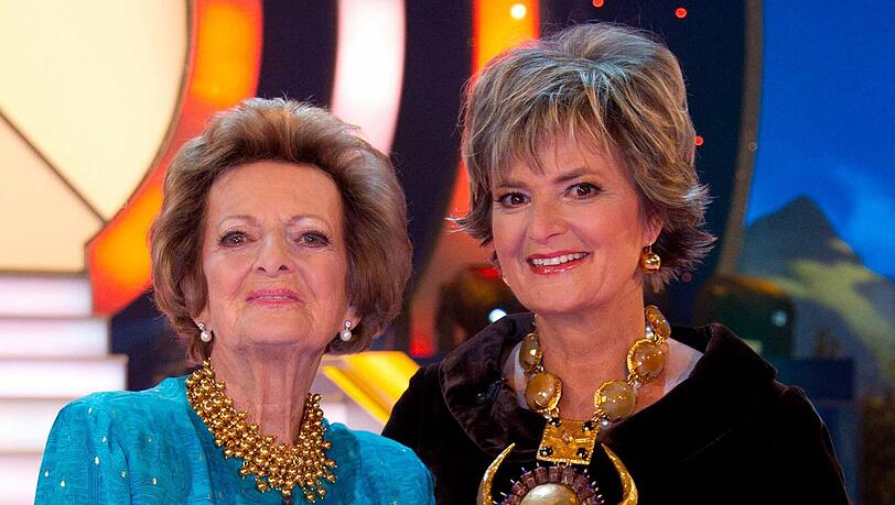 2012 in einer Silbereisen-Show: Gräfin Beatrix von Schönburg Glauchau und Fürstin Gloria von Thurn und Taxis