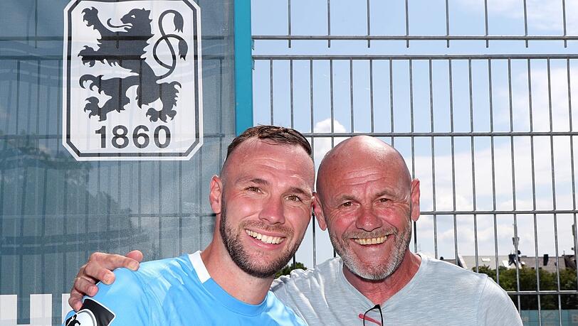 Der Sohn trifft, der Vater freut sich: Patrick (l.) und Papa Bernd Hobsch. Der Sohn trifft, der Vater freut sich: Patrick (l.) und Papa Bernd Hobsch.