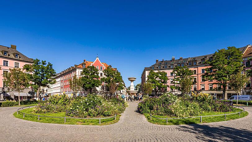 Der Gärtnerplatz liegt nur wenige Gehminuten vom Viktualienmarkt, der Isar und dem Marienplatz entfernt.
