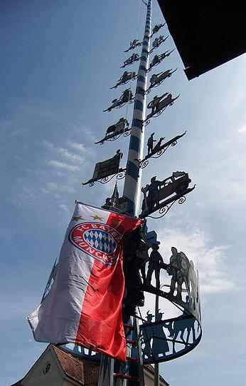 ...weht nun eine Bayernfahne.