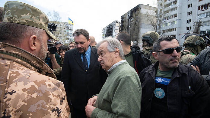 UNO-Generalsekretär Antonio Guterres besucht die Stadt Borodyanka ausserhalb Kiew in der Ukraine am 28. April 2022.