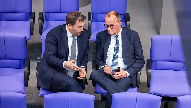 Vielleicht bald Vize und Kanzler?: Die Vorsitzenden von SPD und CDU, Lars Klingbeil und Friedrich Merz. (Archivbild)
