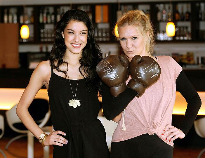 Diese beiden Grazien haben es ins Finale der Tanzshow "Let's Dance" geschafft: Am Mittwoch treten Model Rebecca Mir und Ex-Turnerin Magdalena Brzeska im Finale gegeneinander an. Welche wird am gekonntesten das sexy Bein schwingen und das Parkett rocken?