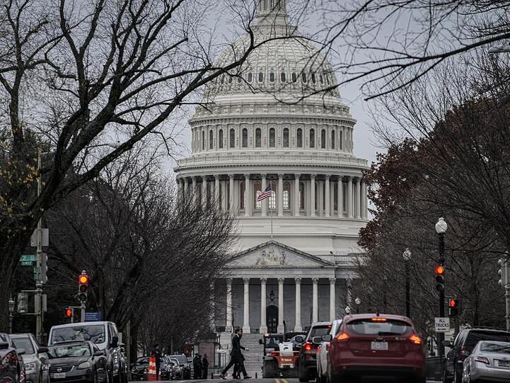 Das Kapitol in Washington. Nach Ansicht der Demokraten im Repräsentantenhauses hat Trump die nationale Sicherheit und die Integrität der Wahl 2020 gefährdet.