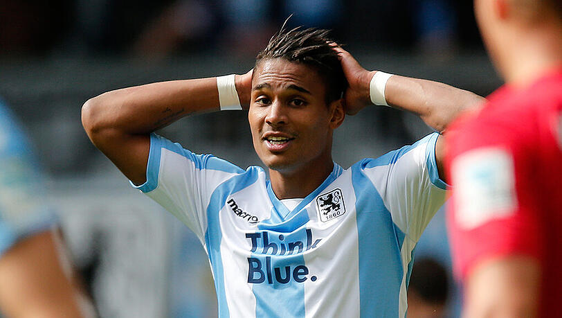 Nach seinem Treffer verlor Löwen-Stürmer Rubin Okotie für den Rest der Partie etwas die Orientierung. Nach seinem Treffer verlor Löwen-Stürmer Rubin Okotie für den Rest der Partie etwas die Orientierung.
