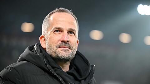 Manuel Baum will mit dem FC Augsburg den n&auml;chsten Dreier holen. (Archivbild)