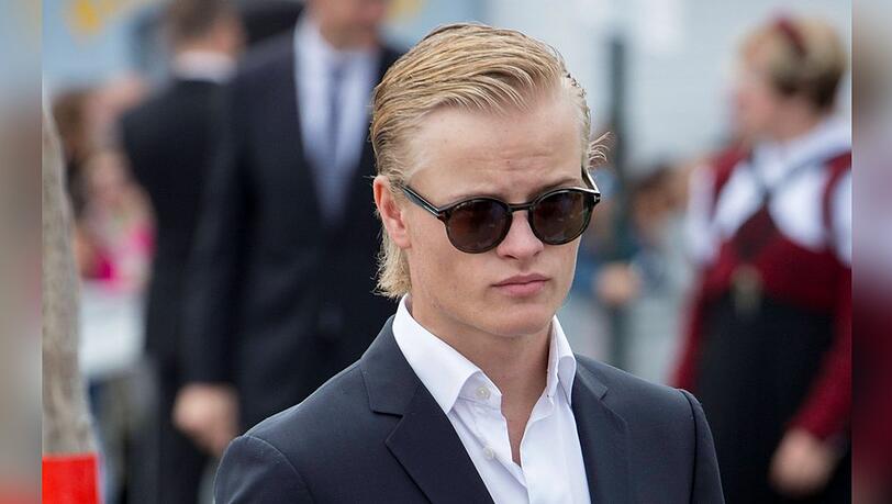 Seine Ex-Freundin sagt, es sei offensichtlich gewesen, dass Marius Borg Høiby Hilfe gebraucht habe. Seine Ex-Freundin sagt, es sei offensichtlich gewesen, dass Marius Borg Høiby Hilfe gebraucht habe.