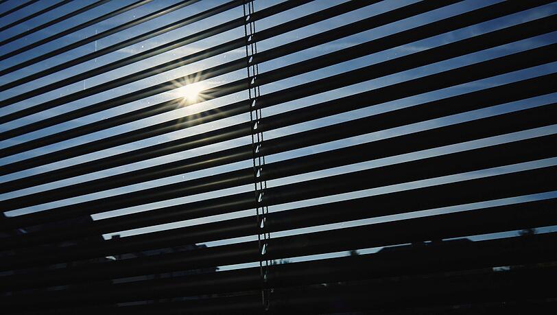 Heiße Tage sind besonders für schwerkranke belastend. Wie gut sind Münchner Kliniken auf hohe Temperaturen vorbereitet? (Symbolbild) Heiße Tage sind besonders für schwerkranke belastend. Wie gut sind Münchner Kliniken auf hohe Temperaturen vorbereitet? (Symbolbild)