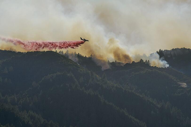 Die Waldbrände in Santa Rosa und Yountville werden weiter bekämpft. Die Zahl der Toten ist auf mindestens 38 gestiegen.