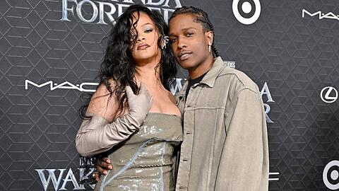 Rihanna und A$AP Rocky schweben im Babyglück.