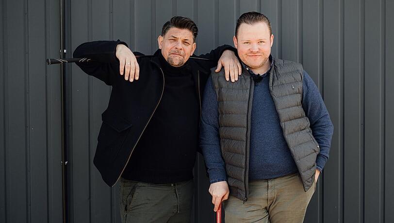"Kitchen Impossible": Tim Mälzer (l.) und Richard Rauch.
