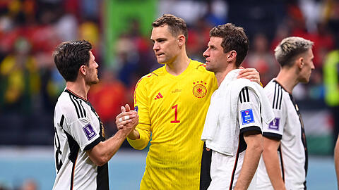 Machen Manuel Neuer und Thomas Müller in der Nationalmannschaft weiter?