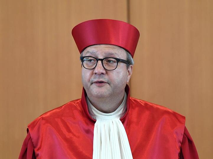 Andreas Voßkuhle, Präsident des Bundesverfassungsgerichts, verkündet das Urteil. Foto: Uli Deck/Archivbild