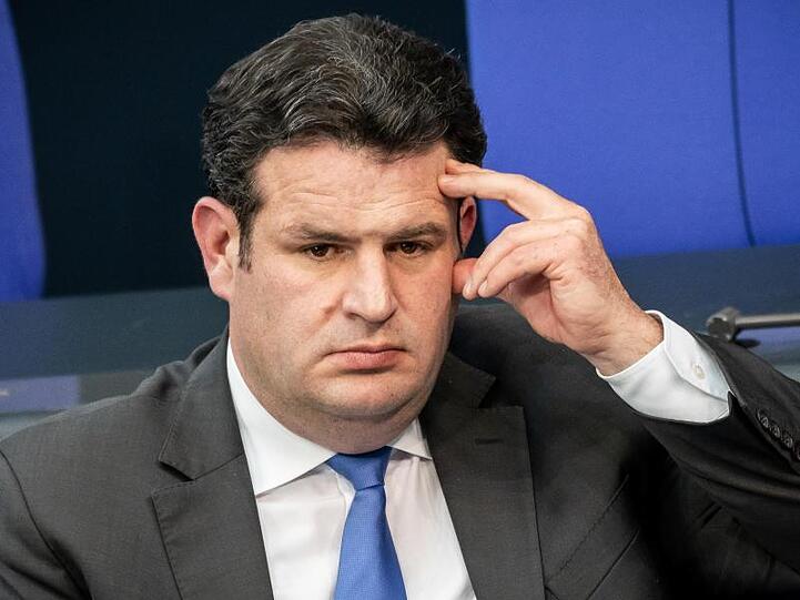 Bundesarbeitsminister Hubertus Heil (SPD) will per Gesetz ein Recht auf Arbeit von zu Hause schaffen.