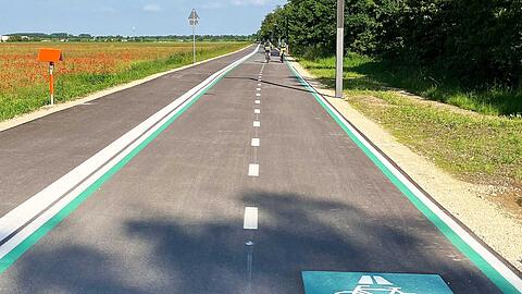 Nördlich von München in Garching ist ein Stück "Radl-Autobahn" fertig. Jetzt kommt ein weiteres dazu.