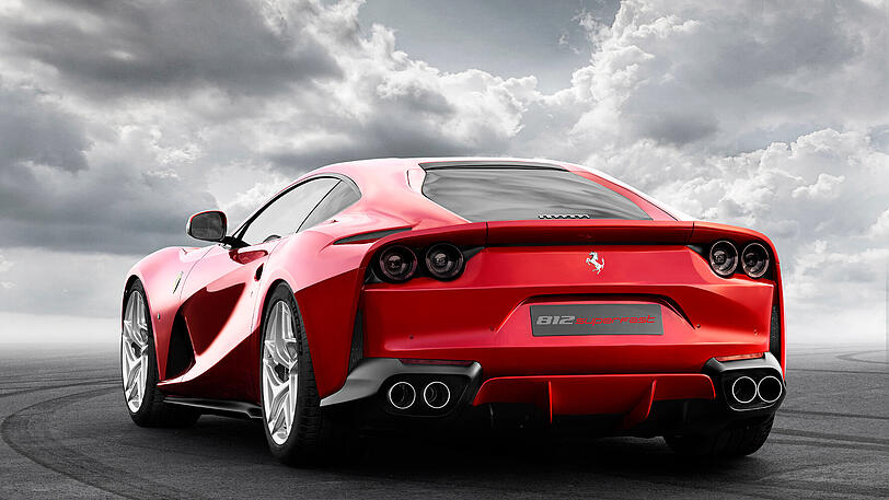 In der konturierten Heckpartie spiegelt sich die Ferrari-Design-Philosophie wider: Form und Funktion gehören zusammen.