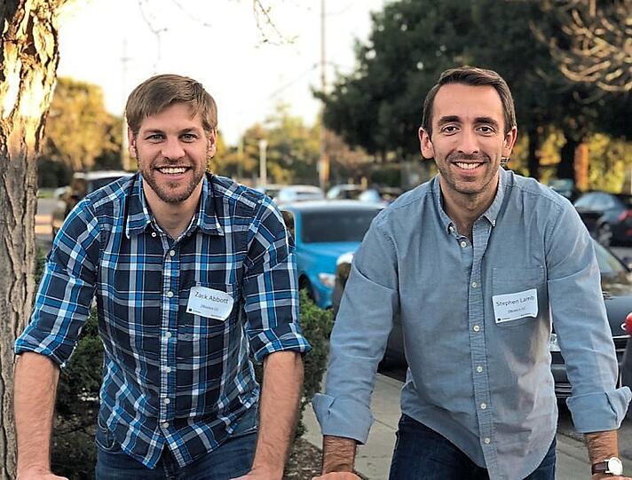 Zack Abbott und Stephen Lamb. F: Zbiotics