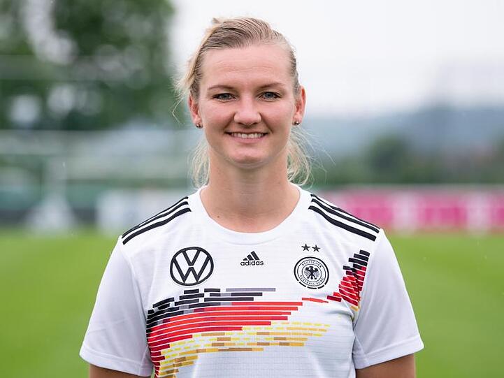 Alexandra Popp geht entspannt in ihre dritte WM.