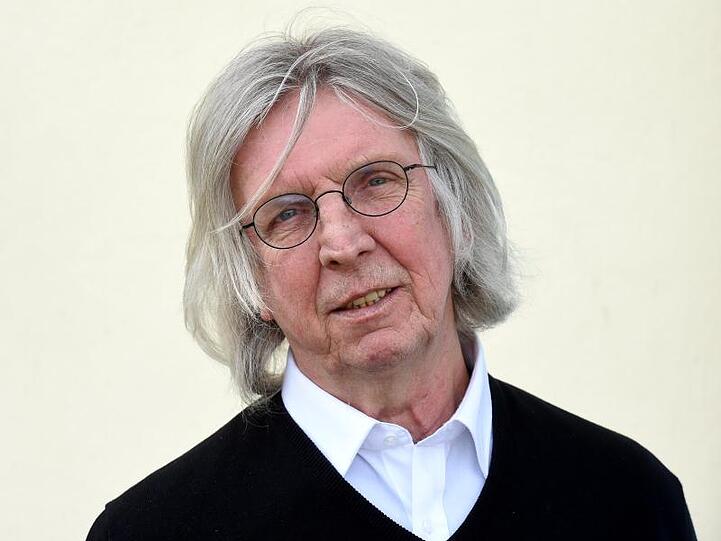 Gerhard Haderer wird geehrt.