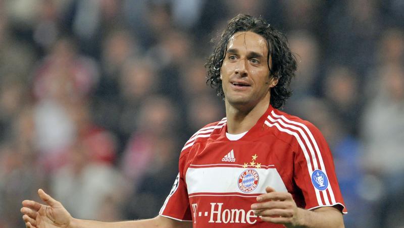 Was wird aus ihm? Die Zukunft von Luca Toni ist ungeklärt. Er fürchtet, die WM zu verpassen. Was wird aus ihm? Die Zukunft von Luca Toni ist ungeklärt. Er fürchtet, die WM zu verpassen.