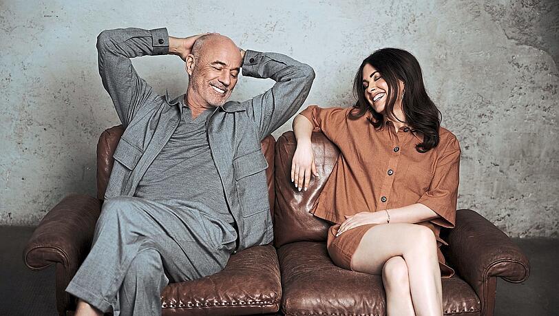 Vertrauen sich blind: Heiner und Viktoria Lauterbach. Die Schauspieler Heiner und Viktoria Lauterbach sind seit 2001 verheiratet. Vertrauen sich blind: Heiner und Viktoria Lauterbach. Die Schauspieler Heiner und Viktoria Lauterbach sind seit 2001 verheiratet.