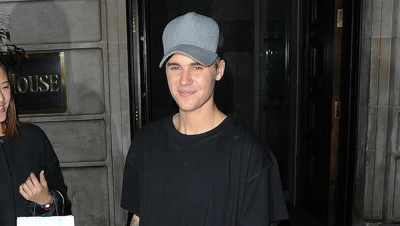 Seitdem die Spieler von "Southend United" Justin Biebers neuen Song "Sorry" hören, punkten sie öfter. Seitdem die Spieler von "Southend United" Justin Biebers neuen Song "Sorry" hören, punkten sie öfter.