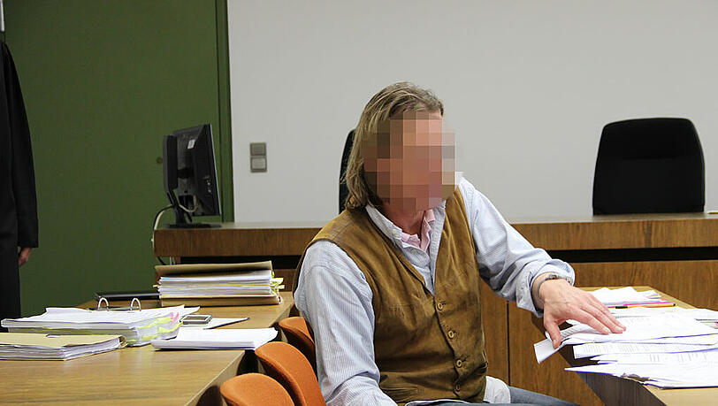 Fühlt sich ungerecht behandelt: Sex-Täter Peter T. hat gegen Weisungen der Führungsaufsicht verstoßen. Fühlt sich ungerecht behandelt: Sex-Täter Peter T. hat gegen Weisungen der Führungsaufsicht verstoßen.