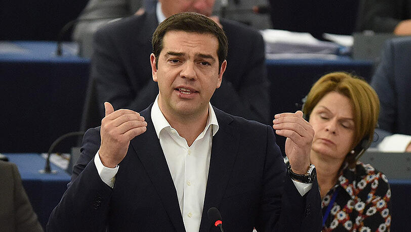 Die Zeit wird knapp für den griechischen Ministerpräsidenten Alexis Tsipras - bis Donnerstag 00:00 müssen die Griechen eine Reformliste vorlegen. Die Zeit wird knapp für den griechischen Ministerpräsidenten Alexis Tsipras - bis Donnerstag 00:00 müssen die Griechen eine Reformliste vorlegen.