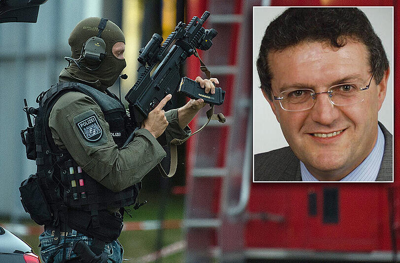 Einer der Polizisten, der am OEZ im Einsatz war. Kleines Bild: Hermann Benker ist bayerischer Landeschef der Deutschen Polizeigewerkschaft (DPolG).