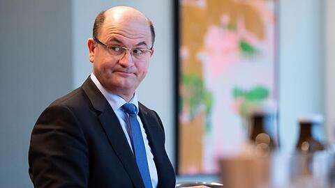 Albert Füracker (CSU) nimmt an einer Sitzung des bayerischen Kabinetts teil. Foto: Sven Hoppe/dpa/Archivbild