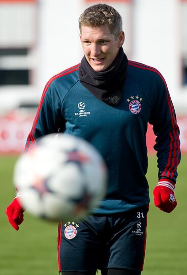 Die Bayern bei ihrem Abschlusstraining in München bevor sie am morgigen Mittwoch im Champions League Achtelfinale in London auf den FC Arsenal treffen.