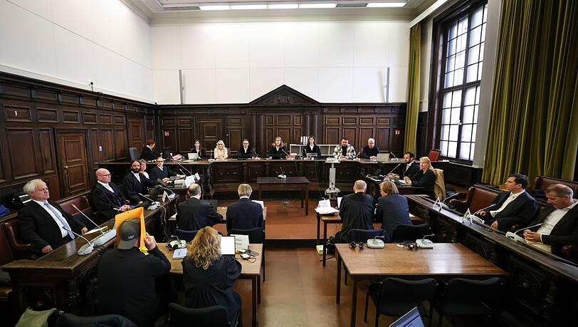 Im Prozess am Hamburger Landgericht wird der Vater der Block-Kinder befragt.